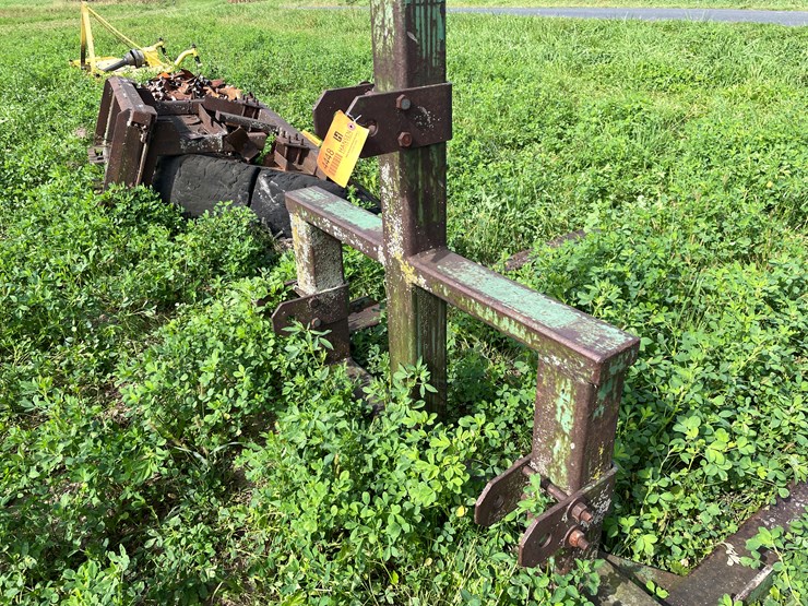 #4448-•-john-deere-large-stack-mover-image-9