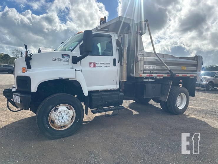 2008-gmc-topkick-c7500-image-7