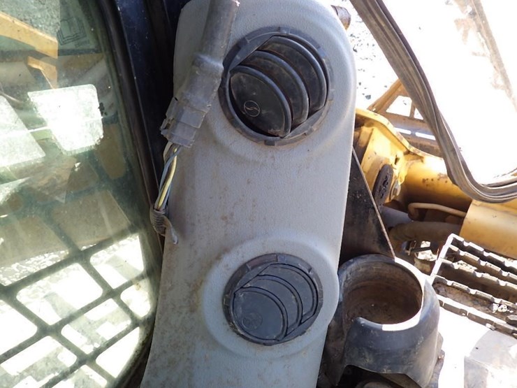 caterpillar-299c-image-31