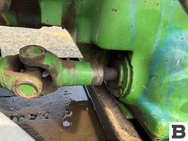 1989-john-deere-2855n-image-60
