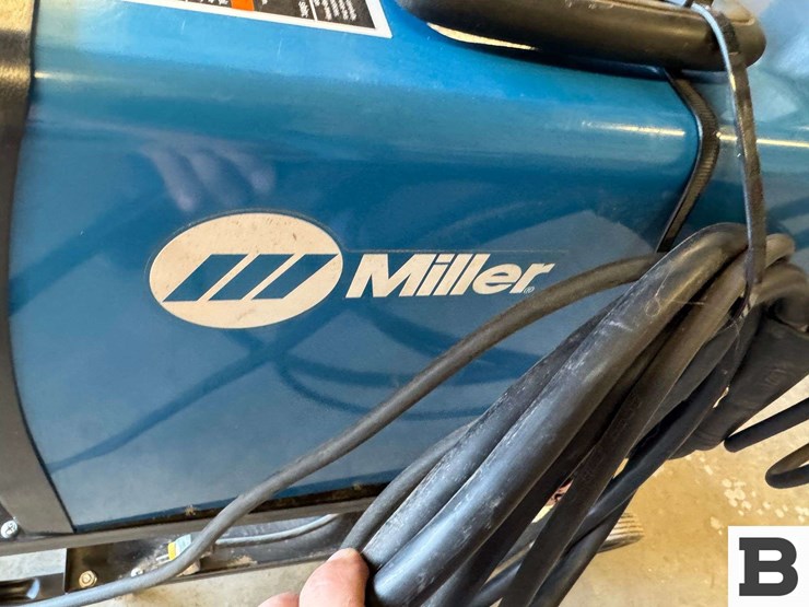 miller-millermatic-135-115v-wire-welder-image-8