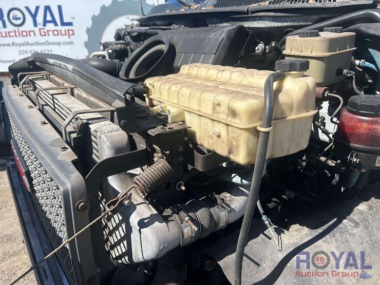 2008-gmc-c5500-dump-truck-image-17