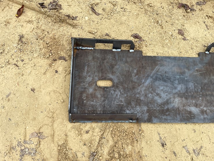 #2040-•-new-kc-weldable-skid-steer-plate-frame-image-4