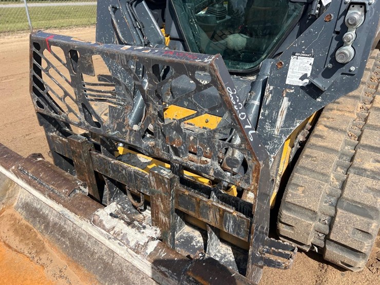 2021-deere-325g-image-21