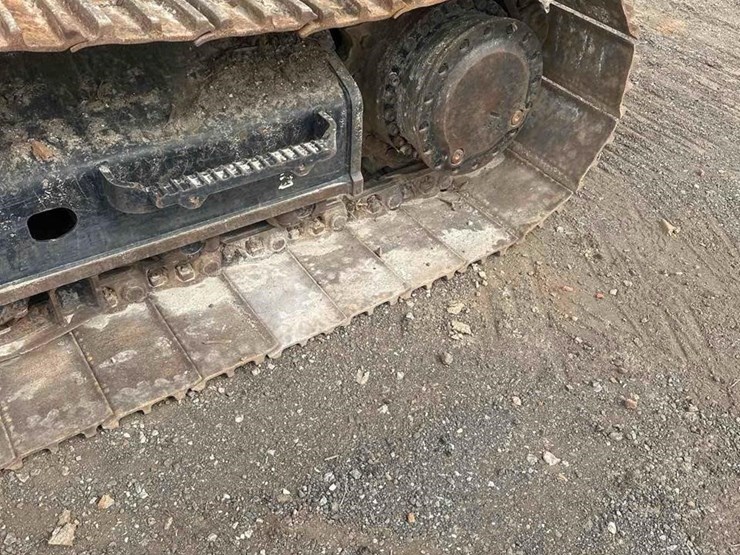 2019-caterpillar-320-image-50