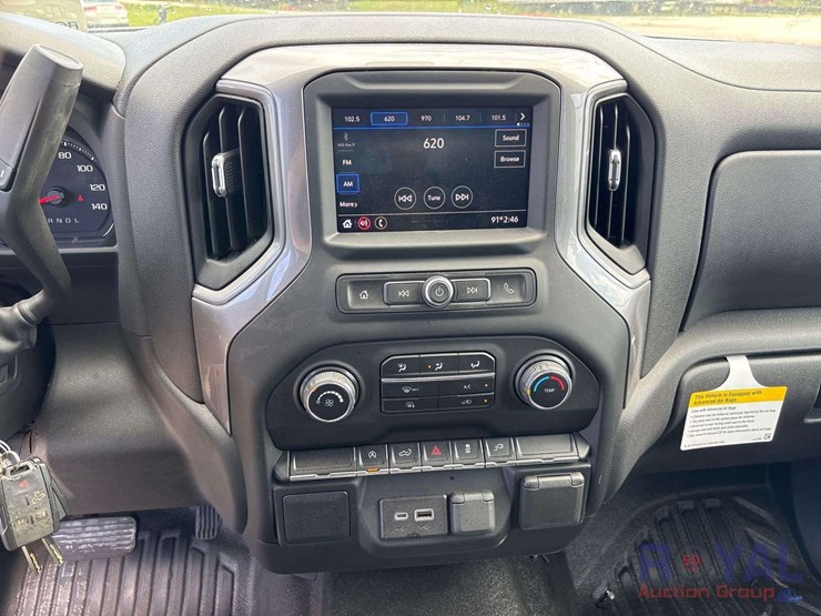 2022-chevrolet-silverado-1500-image-17