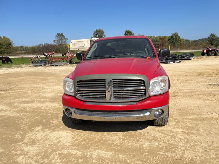 2008-dodge-ram-1500-image-2