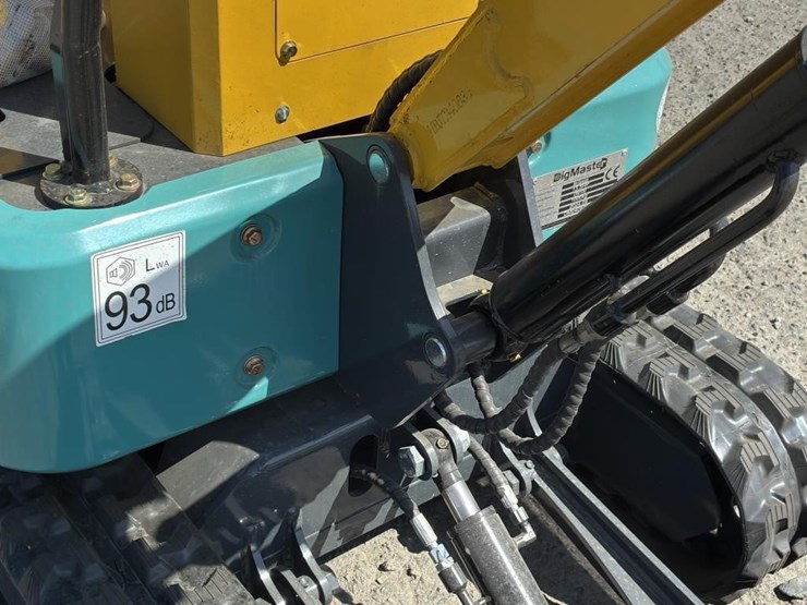 2024-dig-master-dm100-excavator-image-6