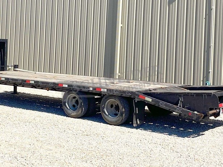2007-load-master-27'-flatbed-gooseneck-trailer,-from-the-estate-of-dr.-ken-buchmann-image-6