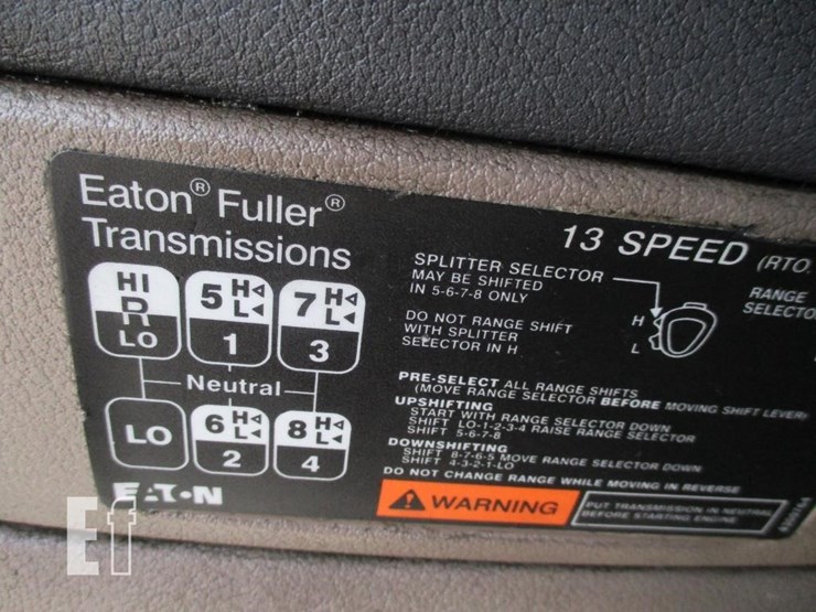 2012-freightliner-cascadia-125-image-16