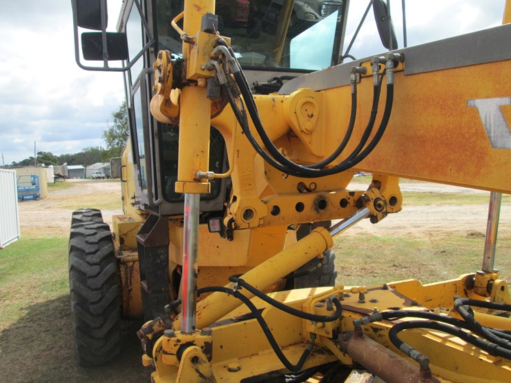 volvo-g720b-image-34