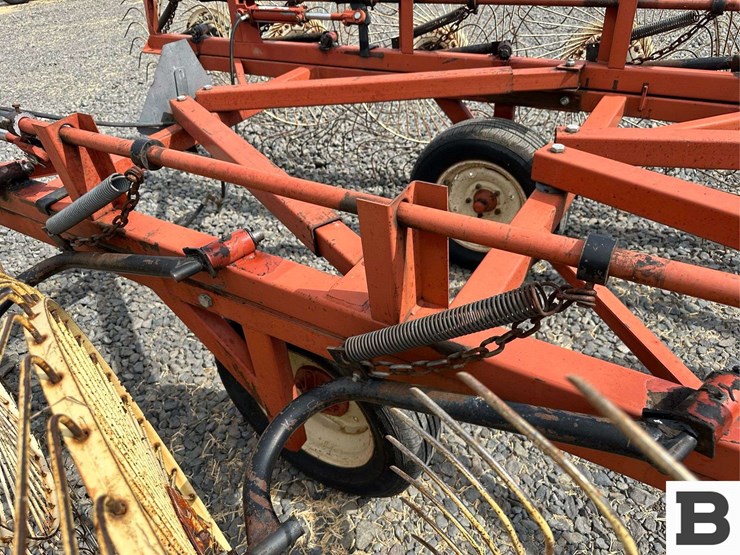 hesston-3980-image-16