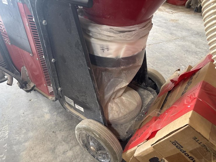 #5091-•-husqvarna-t8600-hepa-vacuum-w/-c5500-separator-image-8