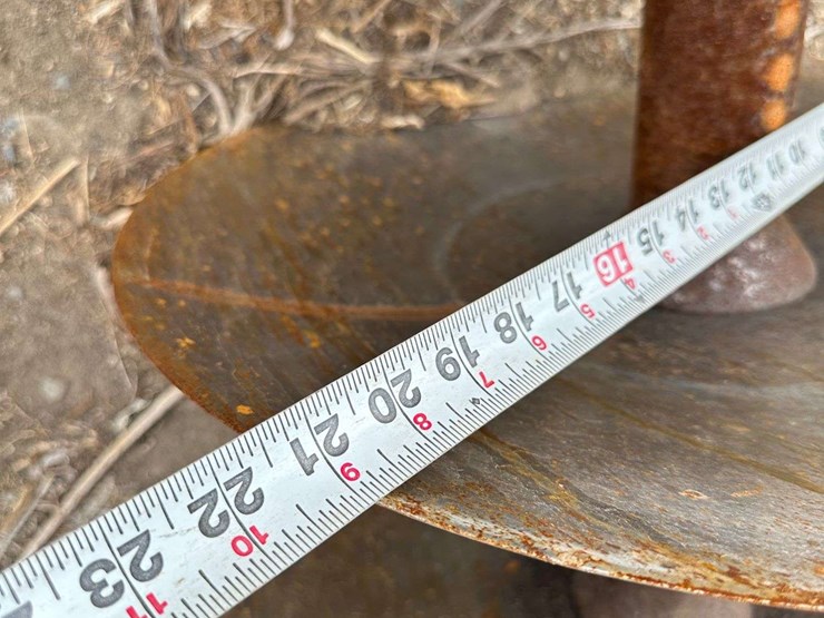 hesston-2420-image-29