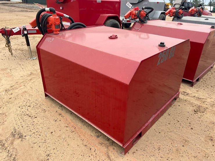 unused-xstar-250-gallon-fuel-tank-image-4
