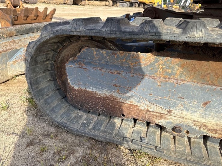 takeuchi-tb230-image-12