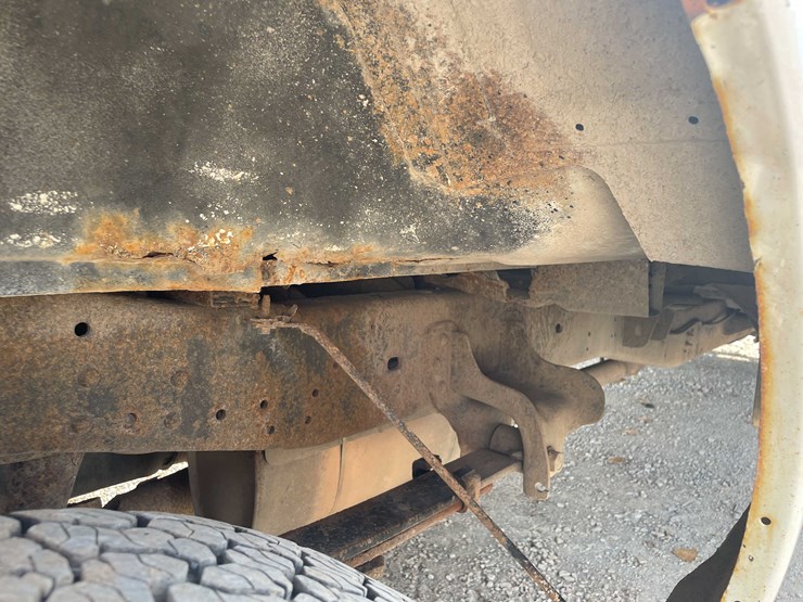 2011-ford-f250-xl-image-184