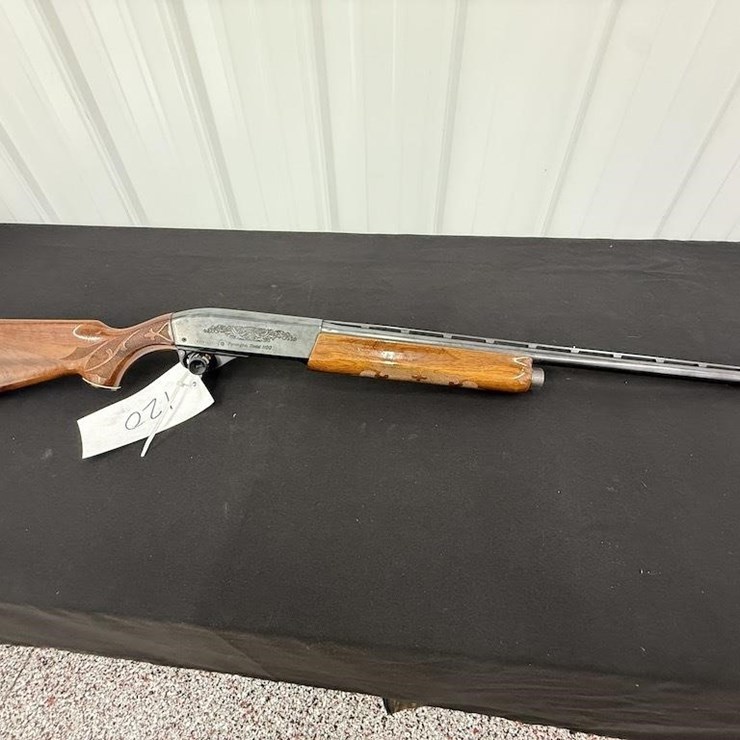 Remington 1100 12 gauge Shotgun