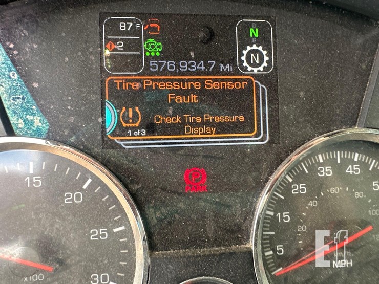 2019-kenworth-t680-image-22