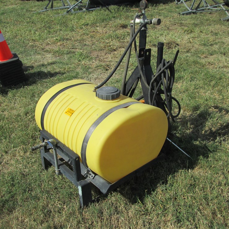 #29359 • 55gal 3pt Sprayer