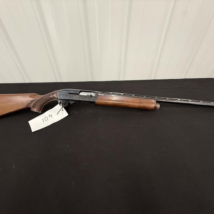 Remington 1100 12 gauge Shotgun