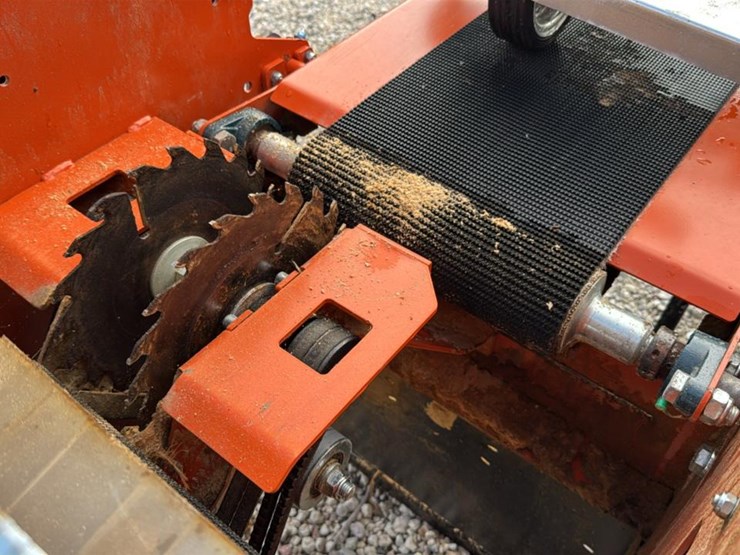 #103a-•-2024-wood-mizer-edger-image-17