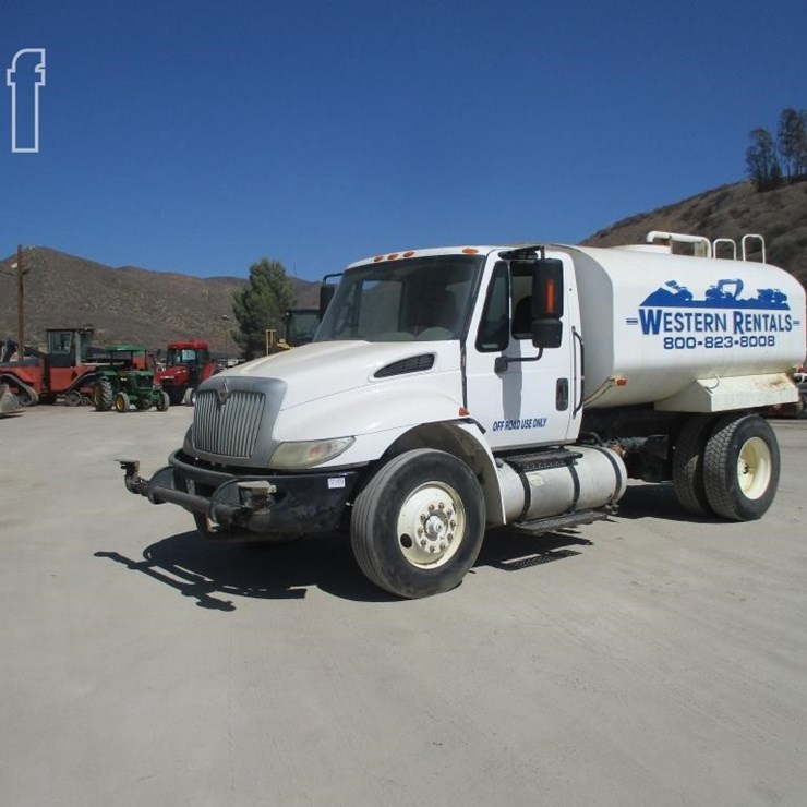 2013 INTERNATIONAL DURASTAR 4300