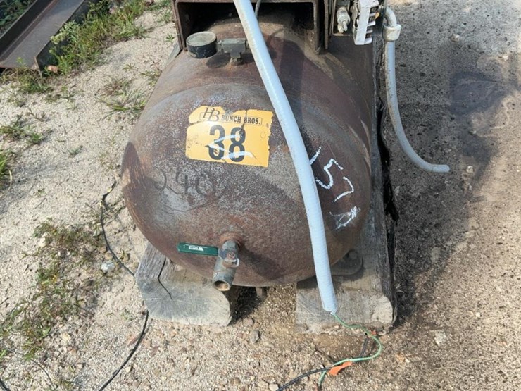 #157a-•-ingersol-rand-air-compressor-image-9