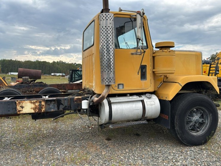 #1960-•-1982-8-wheel-gmc-truck-image-7