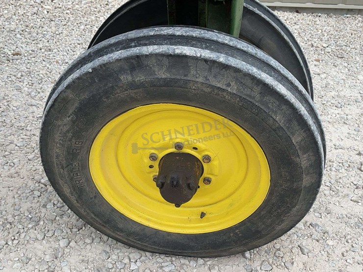 john-deere-620-image-9