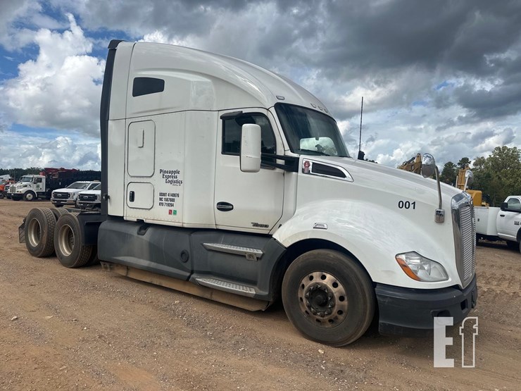 2019-kenworth-t680-image-1