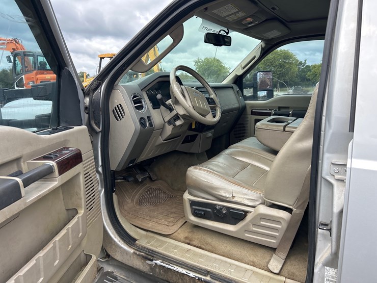 2008-ford-f250-image-9