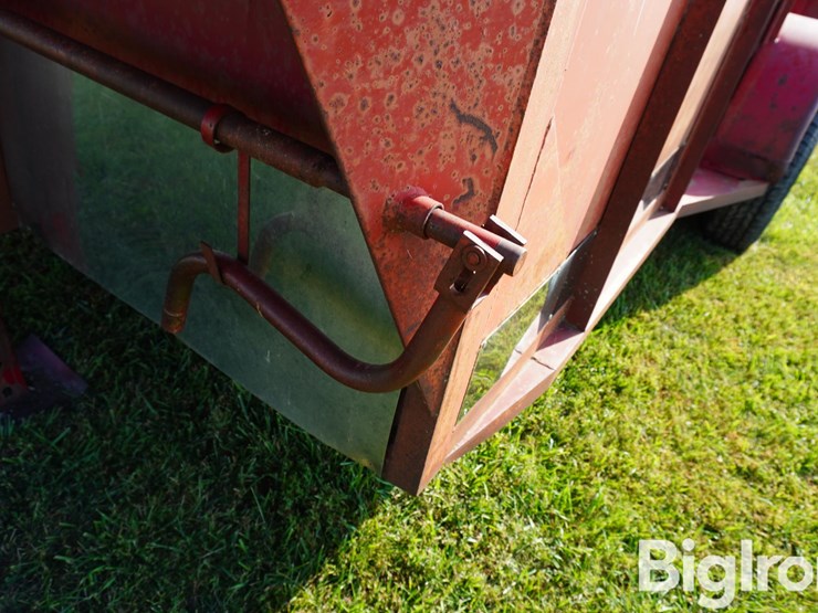 1988-bp-6.5'x12'-s/a-livestock-trailer-image-13