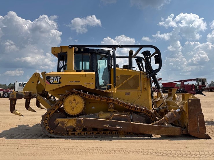 caterpillar-d6t-xl-image-5