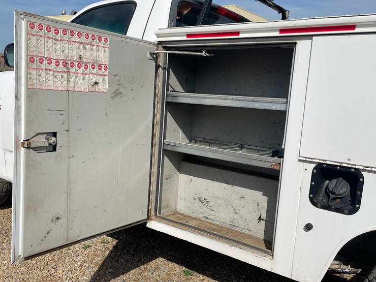 ford-f250-xl-image-17