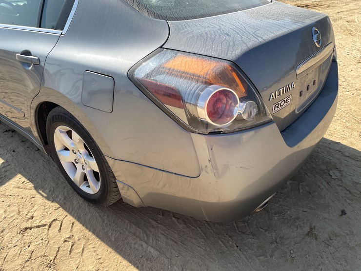 #108-•-2009-nissan-altima-(has-wi-title)-image-23