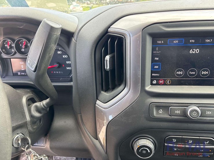 2022-chevrolet-silverado-1500-image-15
