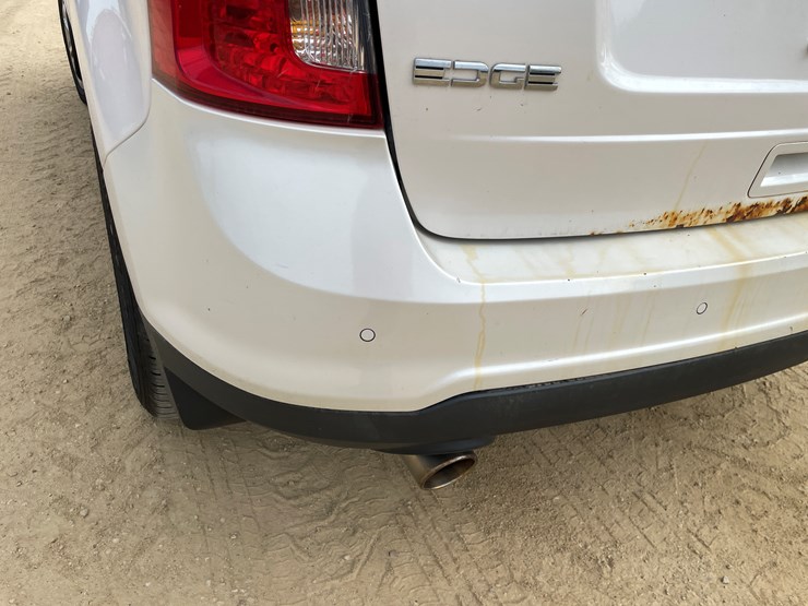 2011-ford-edge-image-26
