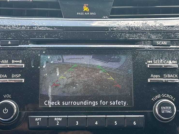 2015-nissan-altima-sedan-image-16