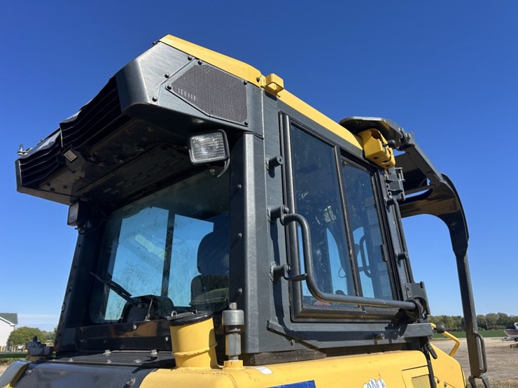 2014-komatsu-d39px-image-19