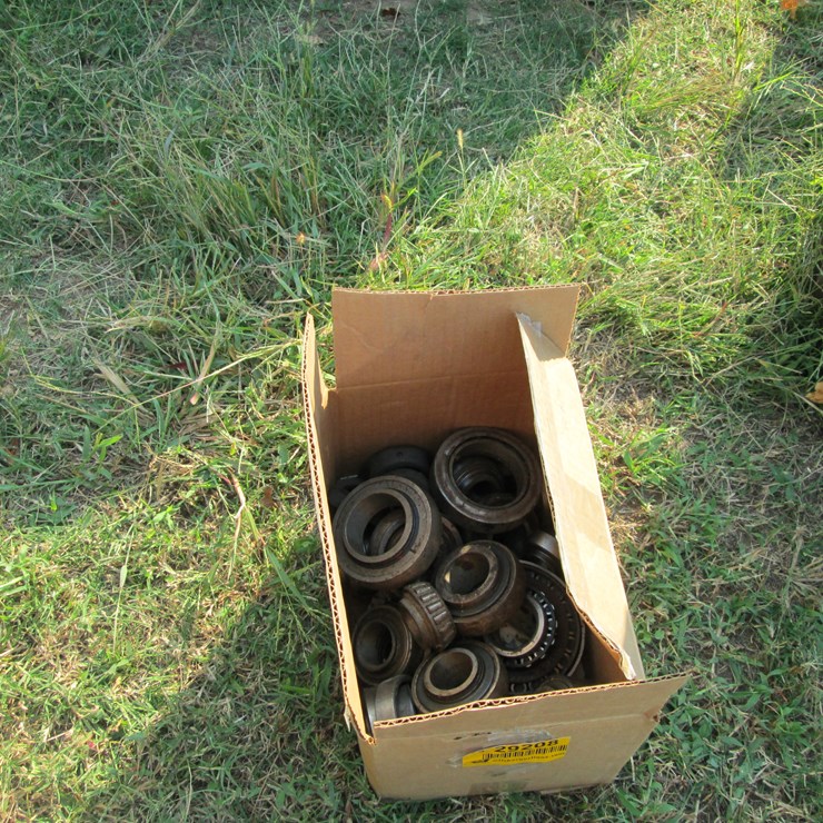 #29208 • Box of Assorted Bearings