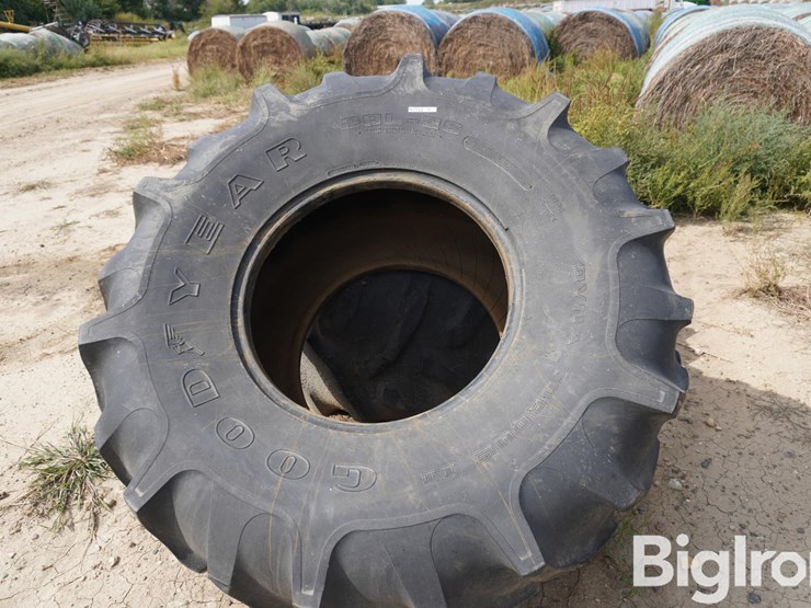 28l-26-tires-image-6