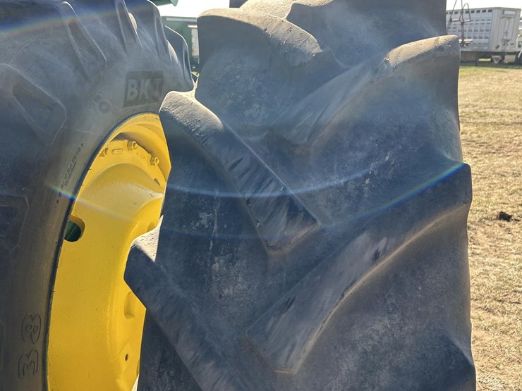 john-deere-8450-image-28
