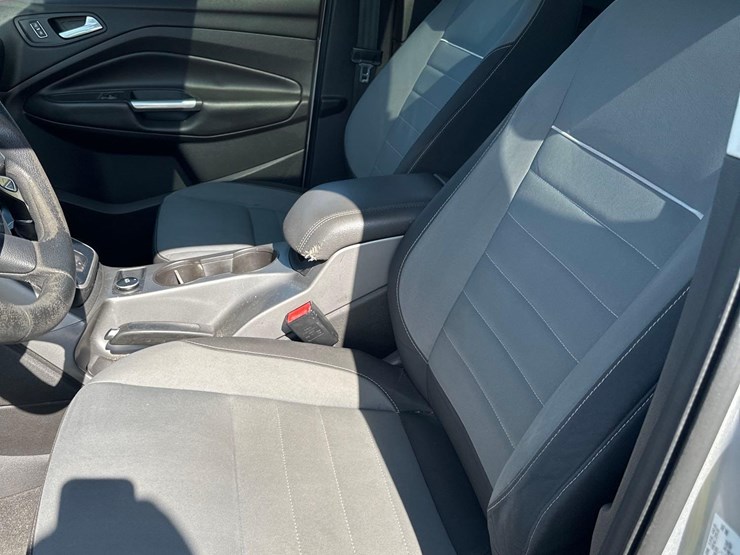 2013-ford-escape-image-10