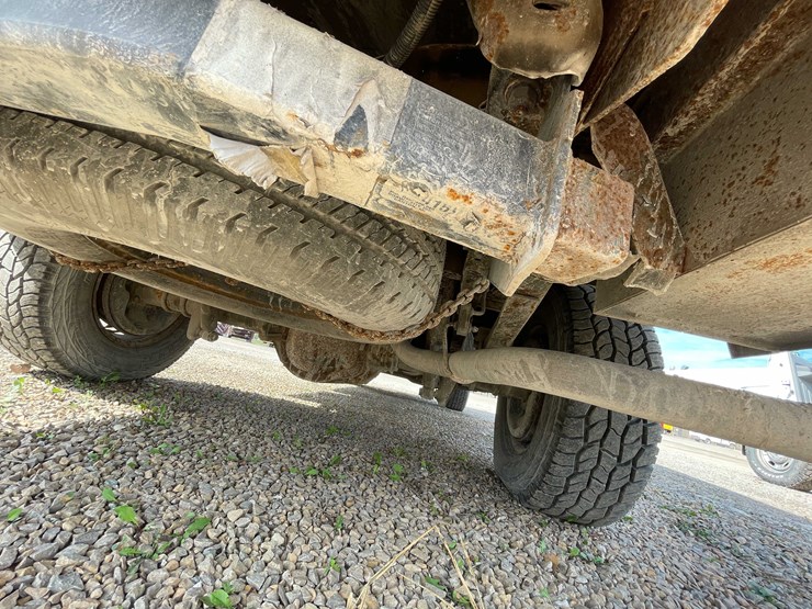 ford-f250-xl-image-30
