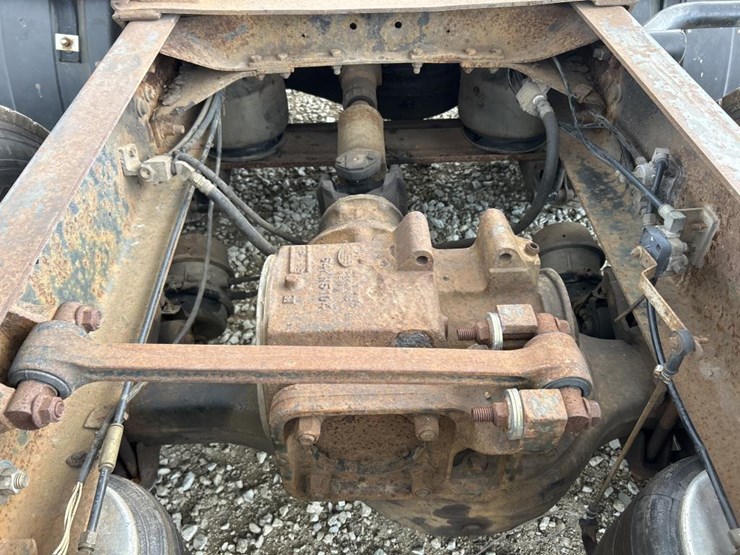 1997-mack-ch613-image-18