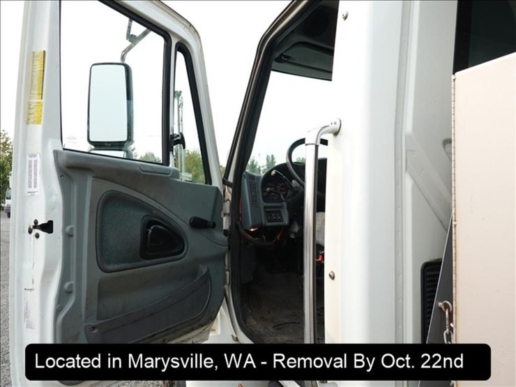 2007-international-durastar-4400-image-8