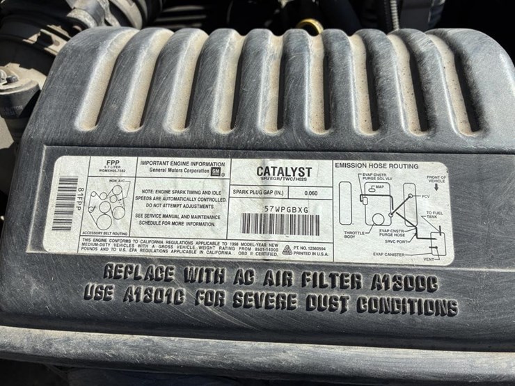 1998-gmc-sierra-3500-image-9