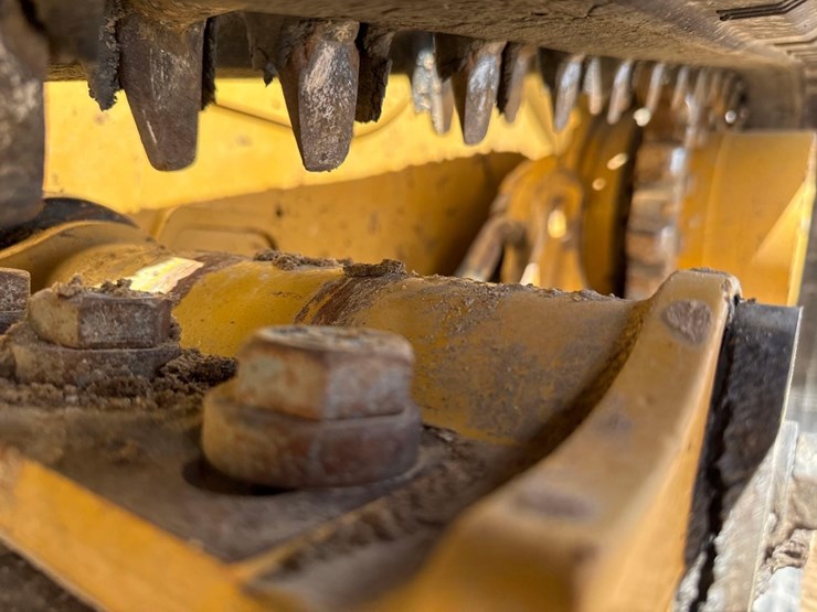 2023-caterpillar-259d3-image-10