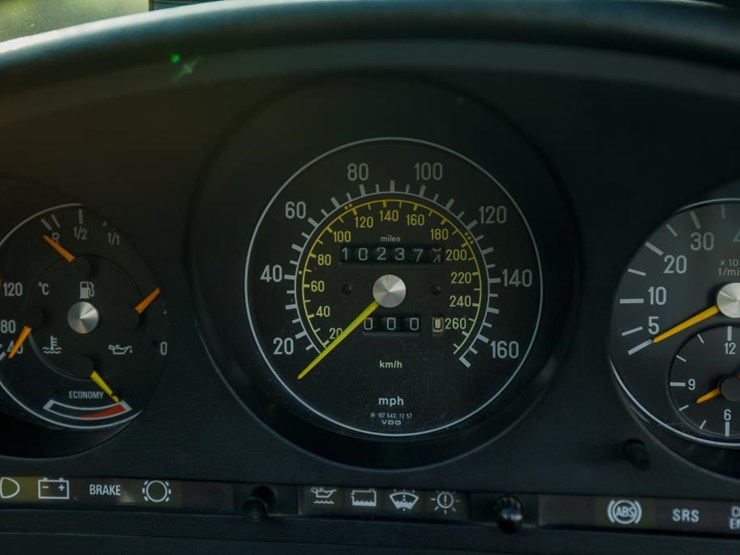 #2279-•-1988-mercedes-benz-500-class-560-sl-roadster-image-69